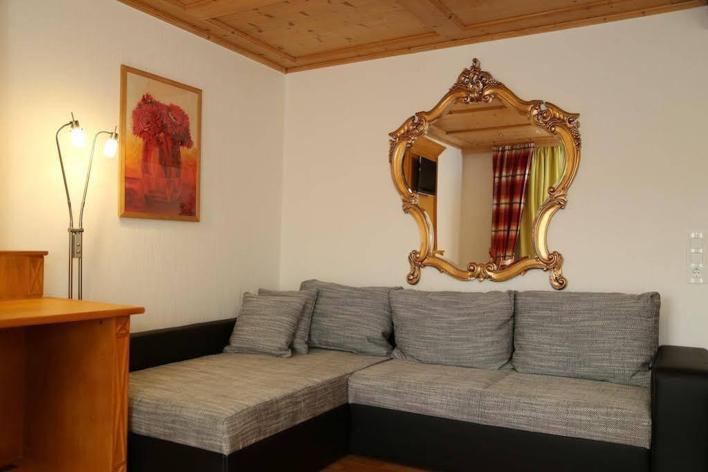 Parkhotel Waldlust هوسن المظهر الخارجي الصورة