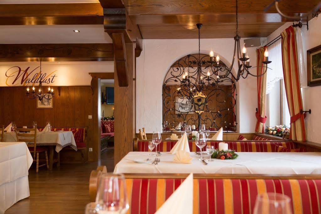 Parkhotel Waldlust هوسن المظهر الخارجي الصورة