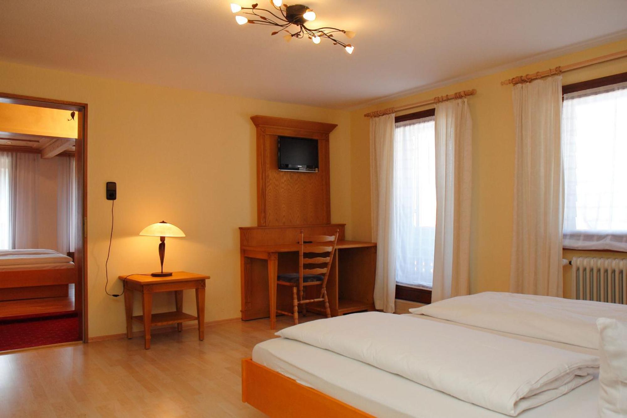 Parkhotel Waldlust هوسن المظهر الخارجي الصورة
